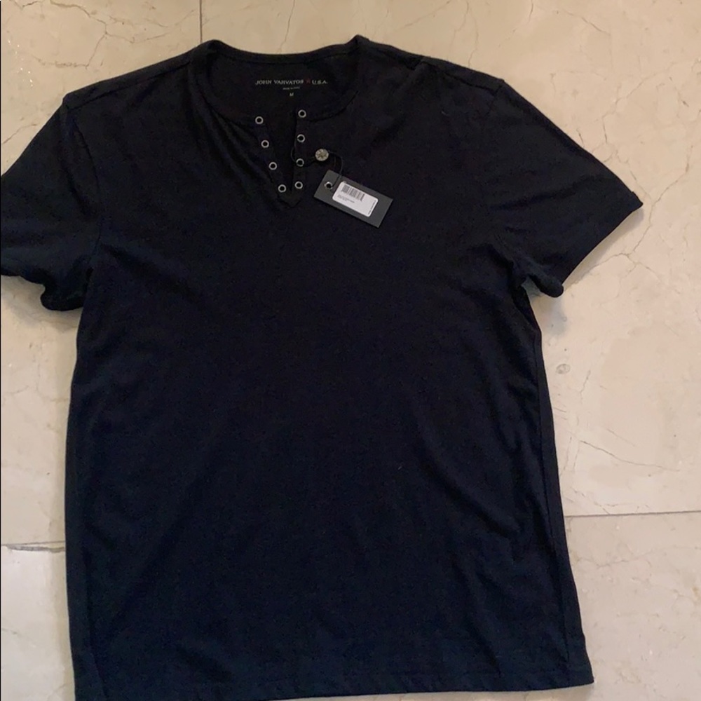 Black fitted shirt,